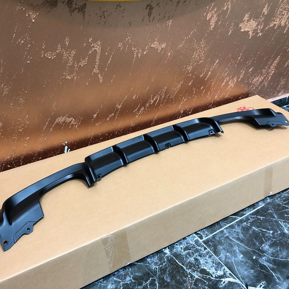 Bmw F30 3 Serisi M Performance Soldan Soldan Çift Çıkış Difüzör